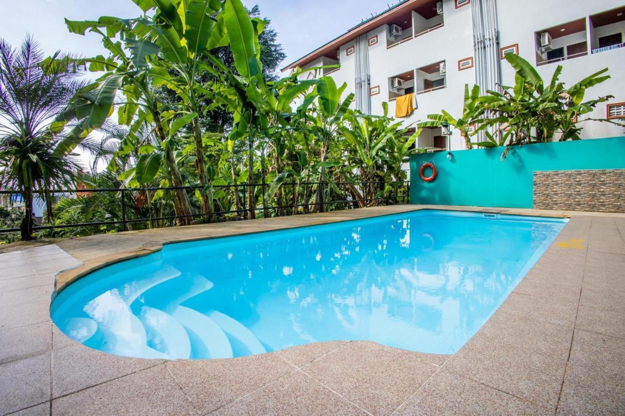 Riviera Patong Hotel Exterior foto